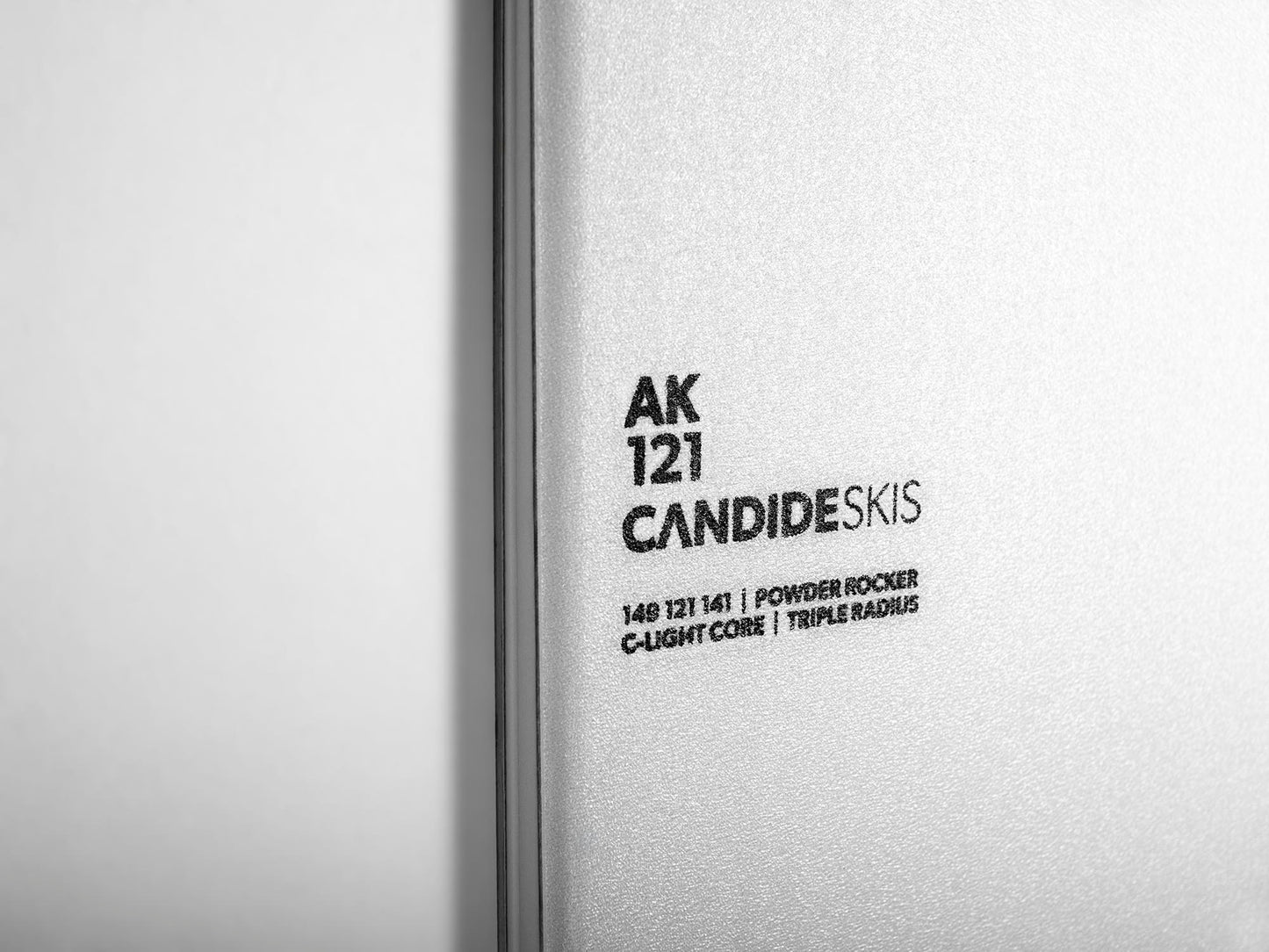 AK 121